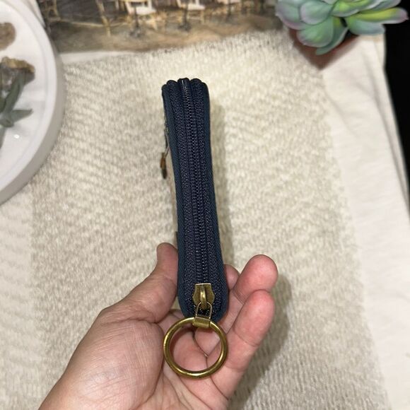 Fossil Wallet Wristlet Passport Holder Bundle PVC Blue Turquoise Multicolored - Picture 9 of 16